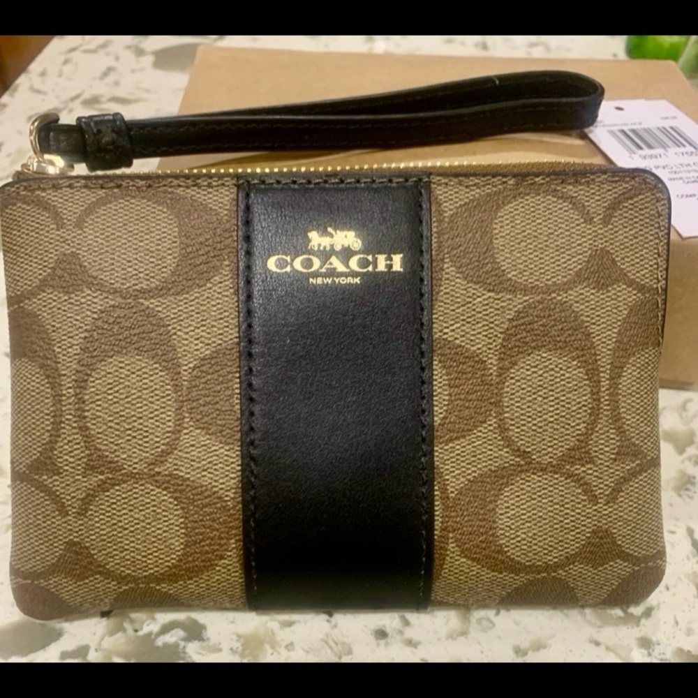 New Coach Wristlet